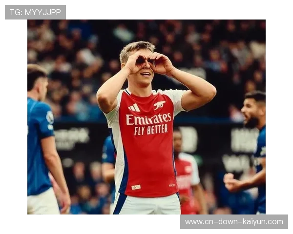 阿森纳1-0小胜热刺，特罗萨德世界波制胜，枪手巩固榜首