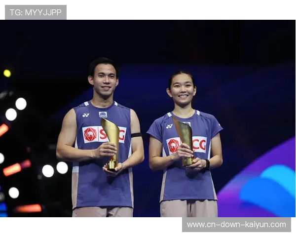 泰国组合德差波-苏皮萨拉直落两局夺中国大师赛混双冠军